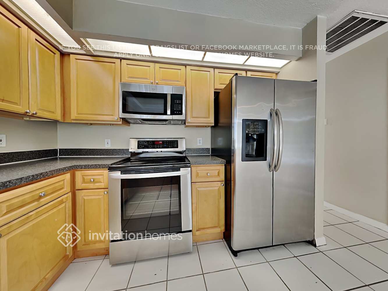 Building Photo - 17604 Esprit Dr