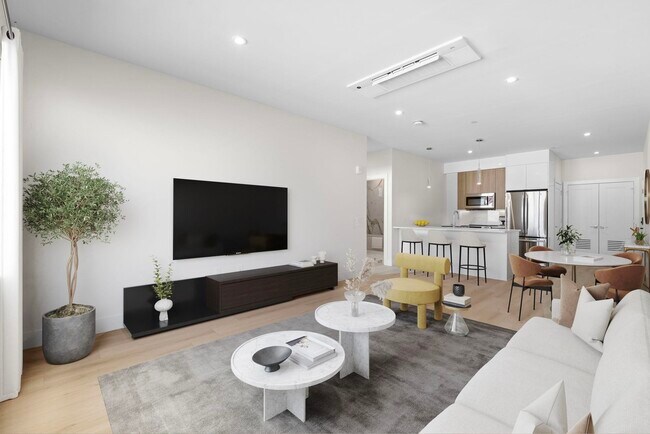Building Photo - 4525 Bergenwood Ave
