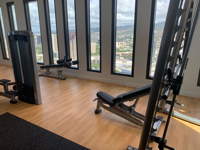 Building Photo - Immaculate studio at A'ali'i at Ward Village