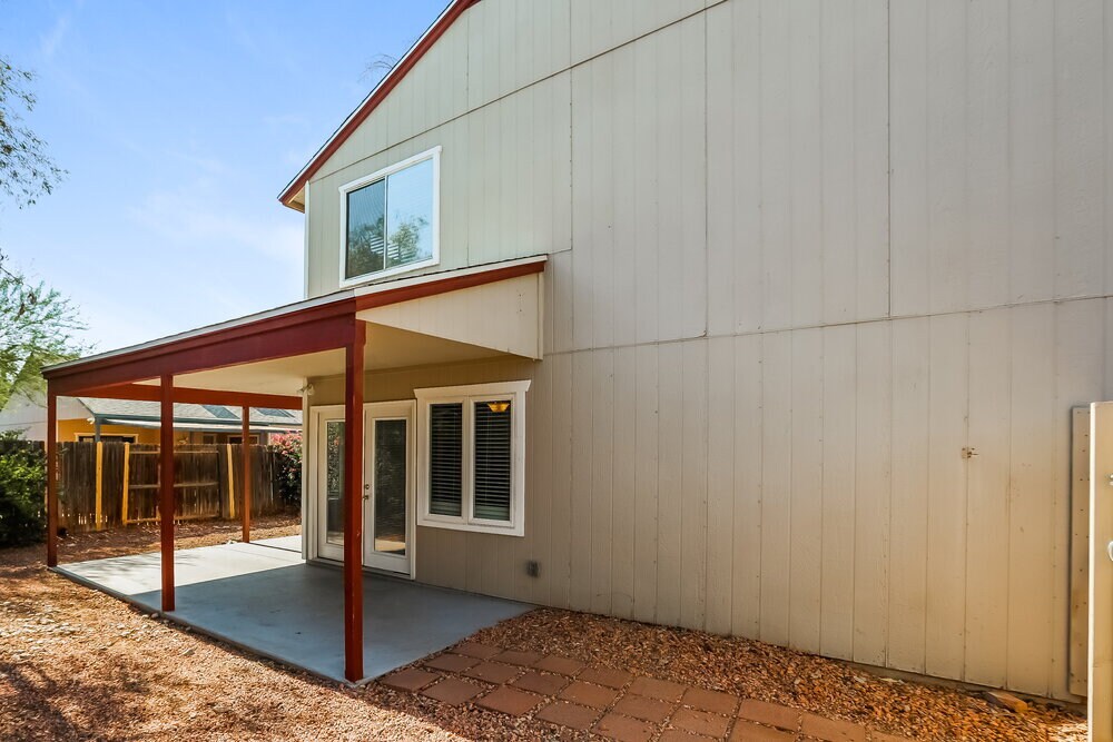 Building Photo - 7026 S 41st Pl