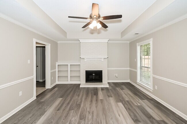 Building Photo - 4100 Windermere Dr S