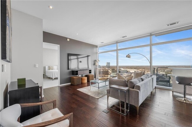 Building Photo - 45 Ivan Allen Jr Blvd NW