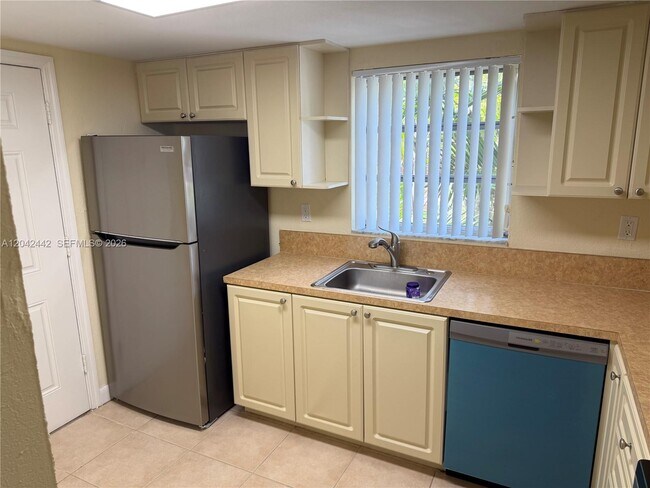 Building Photo - 8600 SW 109th Ave