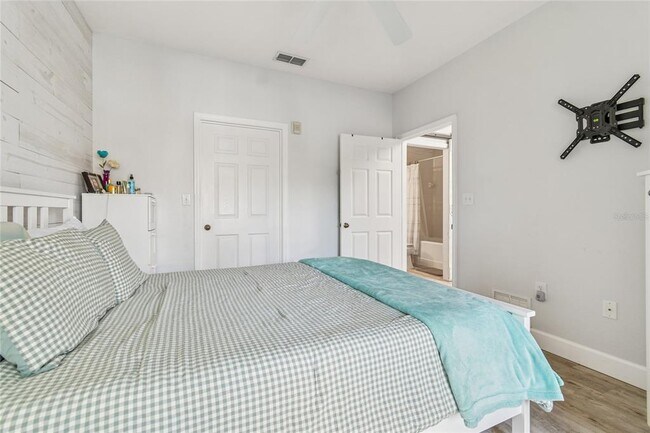 Building Photo - 2405 Courtney Meadows Ct