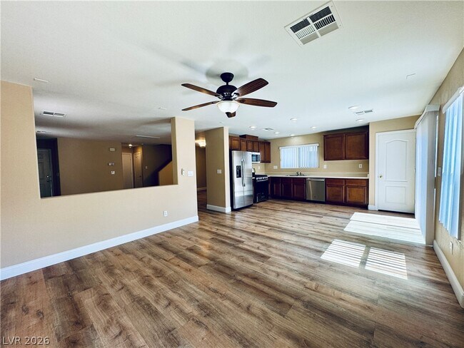 Building Photo - 8617 Palomino Ranch St