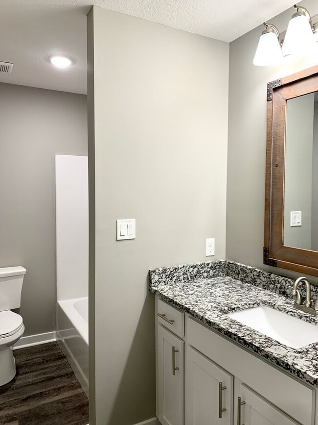 Building Photo - Modern 3-BR/2-BA Home Near ASU