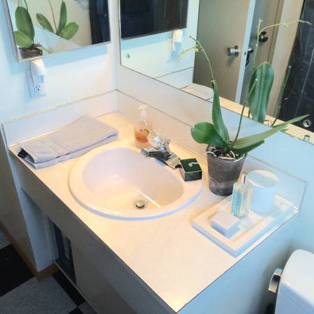 Interior Photo - Taylor Highland