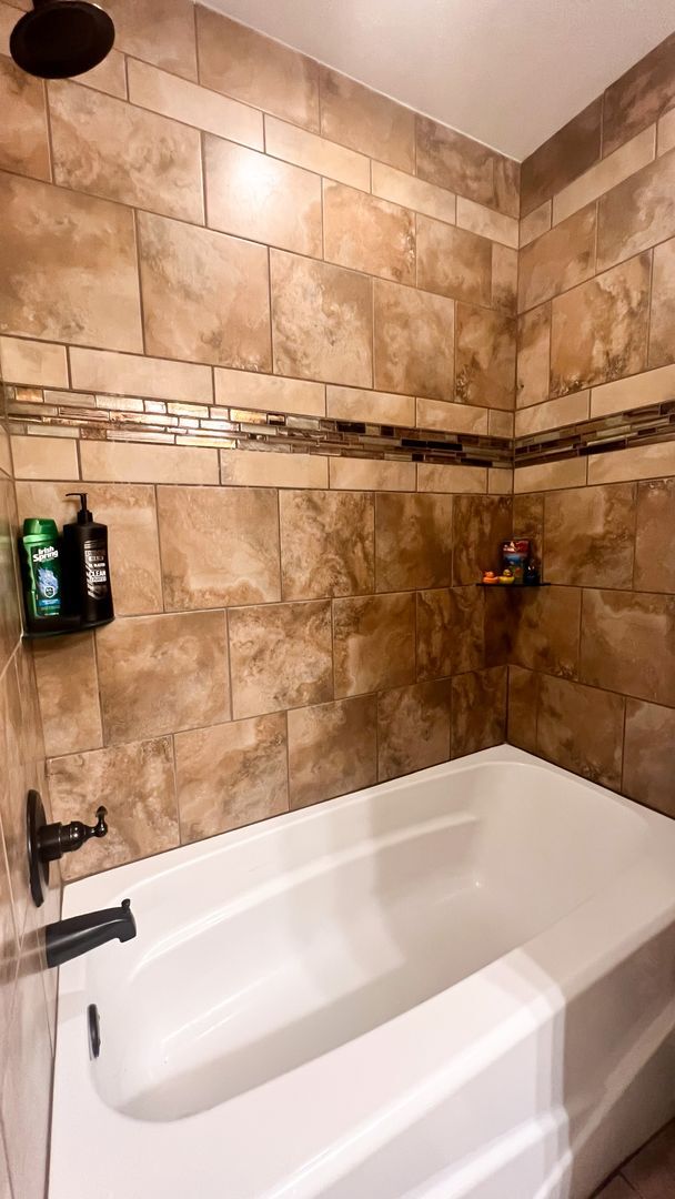Building Photo - 107 Greythorn Ct