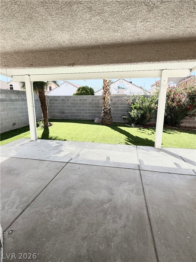 Building Photo - 2763 Chokecherry Ave