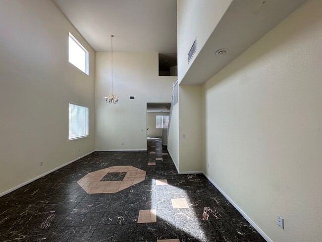 Building Photo - Woods Parcel 10 At Rhodes Ranch