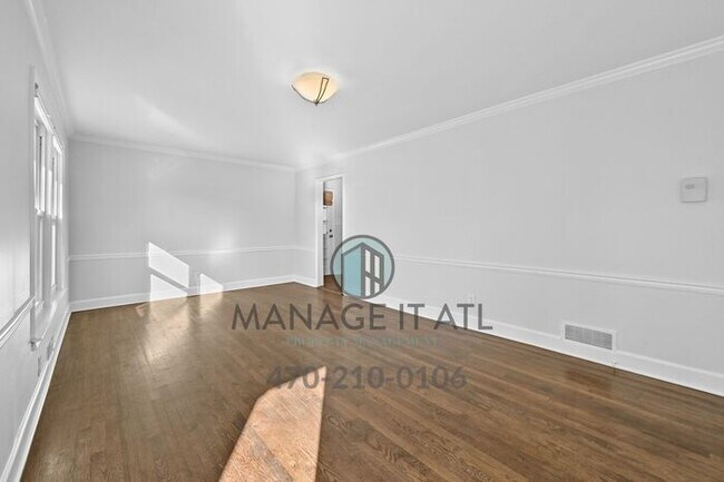 Building Photo - Beautifully renovated 3 bedroom house in Tucker, GA!