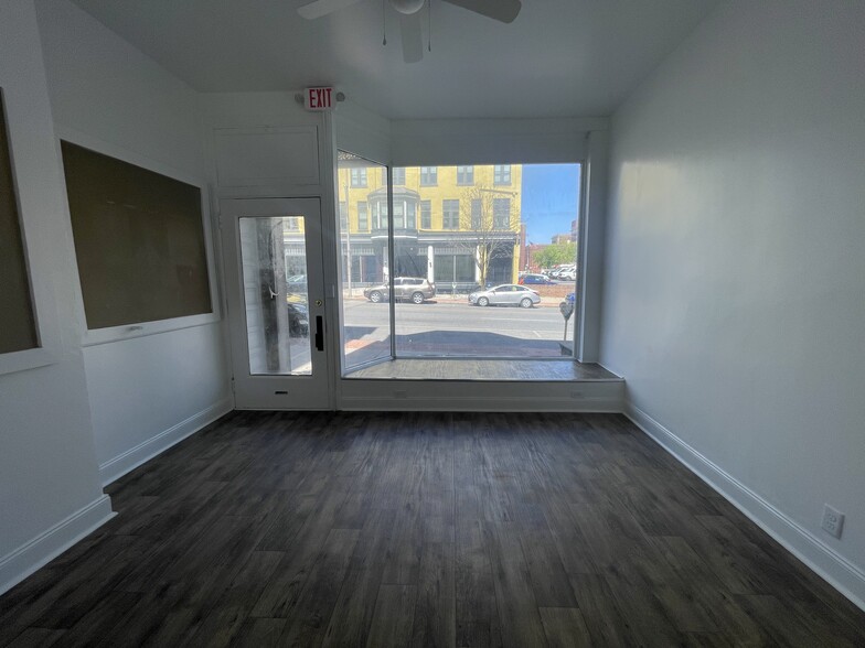 Front retail/gallery space - 334 W Market St