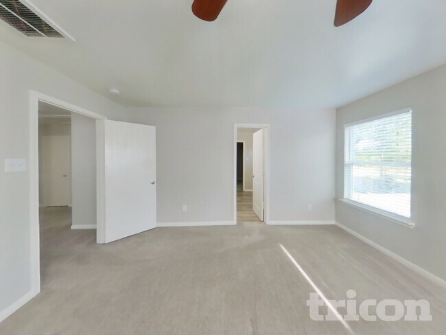 Building Photo - 29550 N Legends Bend Dr