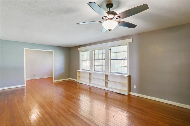 Building Photo - 5814 Canton Park Dr