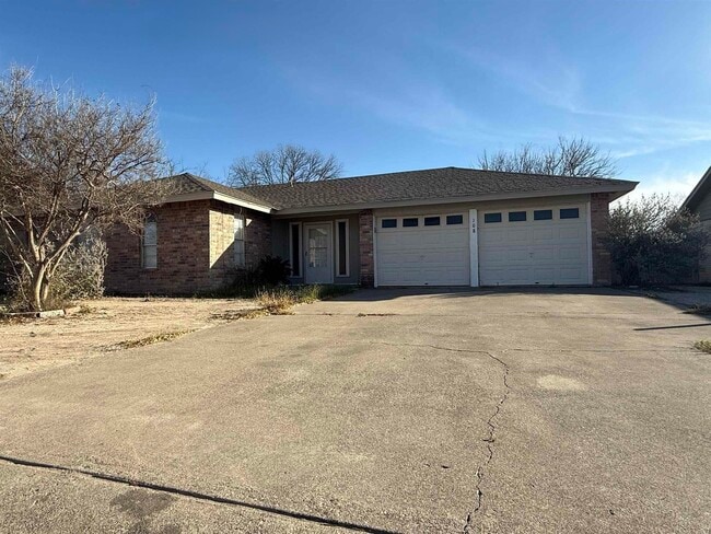 Building Photo - 108 Fiesta Dr