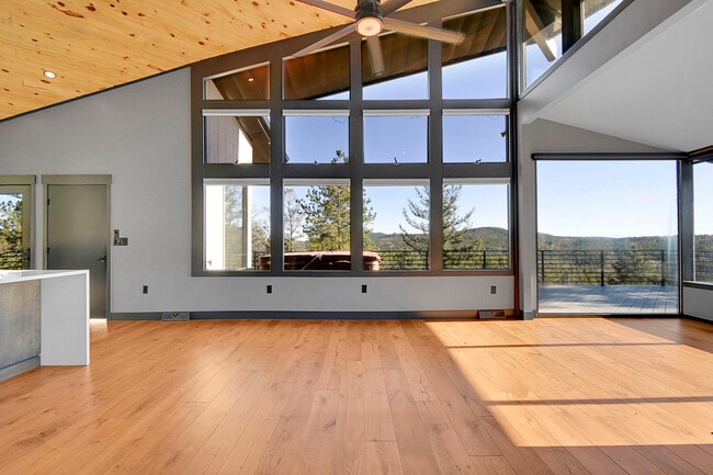 Building Photo - 11845 US Hwy 285