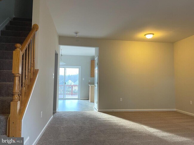 Building Photo - 27 Townes Pl