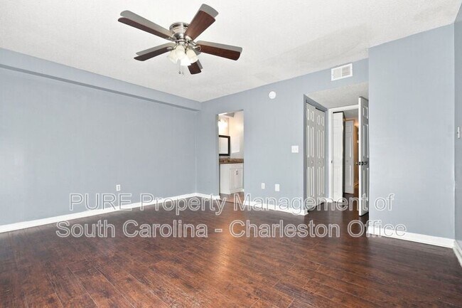 Building Photo - 1402 Camp Rd