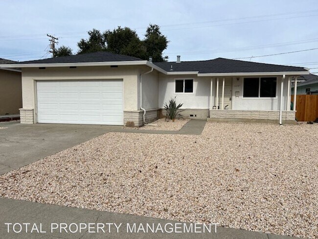 Primary Photo - 3 br, 2 bath House - 6247 RAINBOW DR