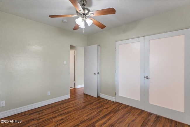 Building Photo - 838 E Belmont Ave