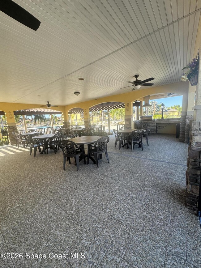 Building Photo - 4575 Radiant Way