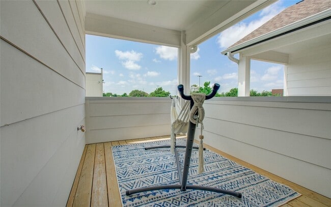 Building Photo - 4914 Noble St