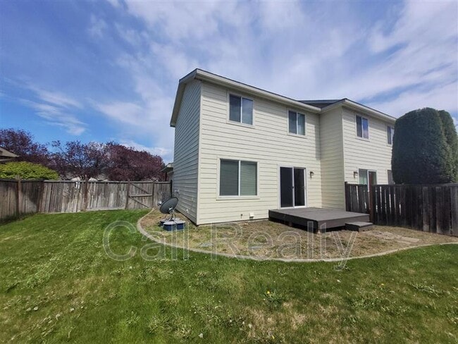 Building Photo - 18714 E Augusta Ct