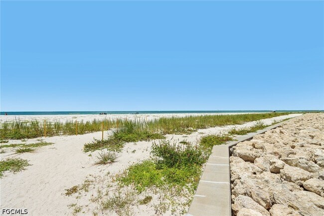 Building Photo - 7400 Estero Blvd