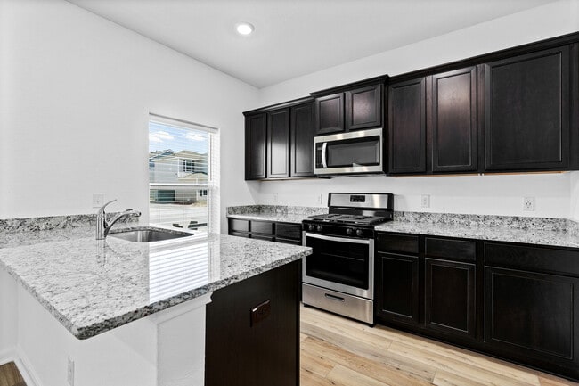 Building Photo - 6009 Cooper Cash