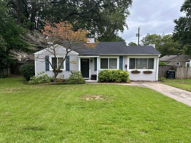 Primary Photo - 1228 Browning Ave