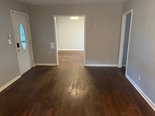 Building Photo - Elldale Haven