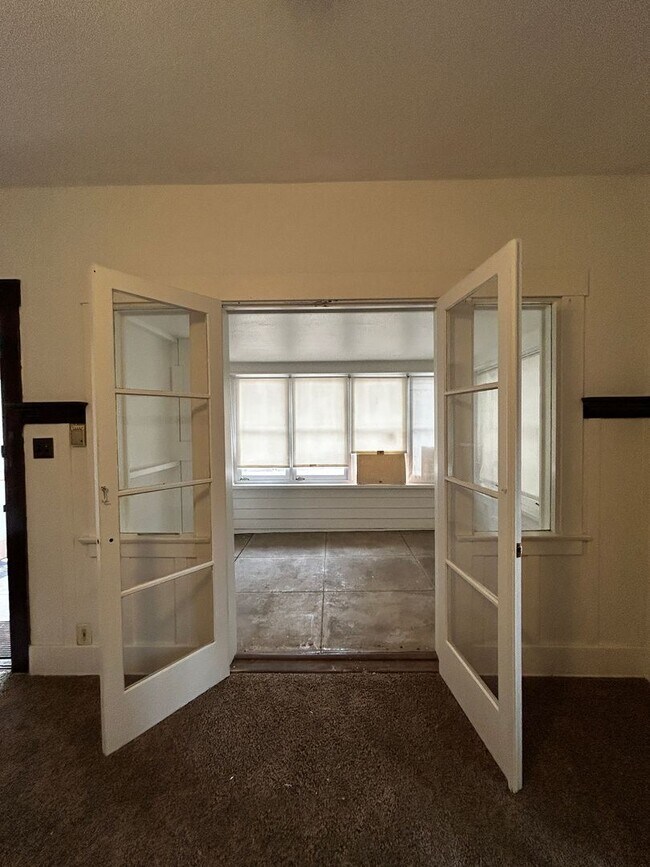 Building Photo - mp2726FifthSt