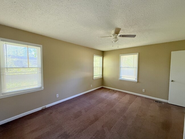 Building Photo - 6079 Wall Triana Hwy