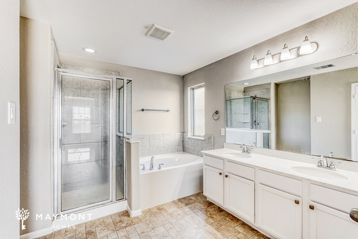 Building Photo - 5203 Bay Ln