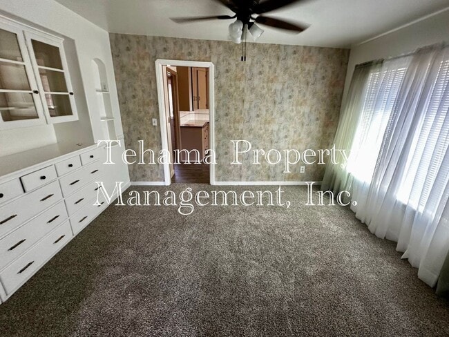 Building Photo - Adorable 2 bedroom 1 bathroom home in the Antelope School District