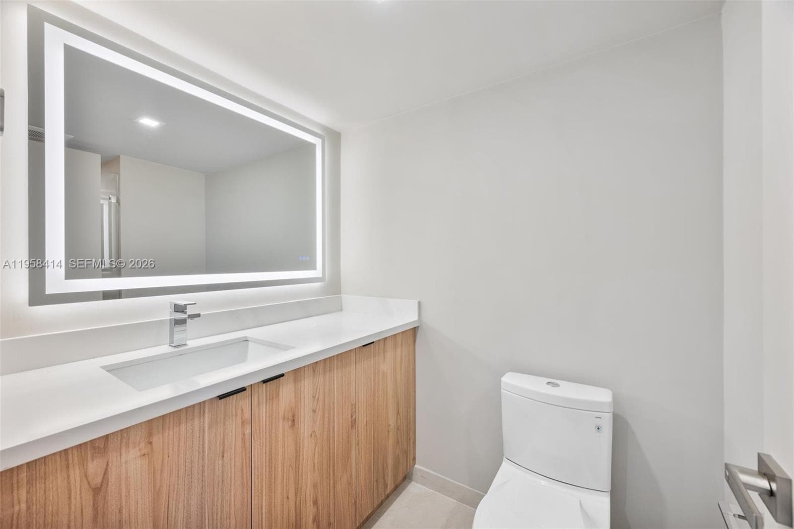 Building Photo - 1541 Brickell Ave