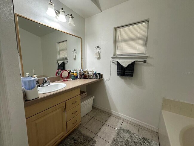 Building Photo - 1145 Orne Ct