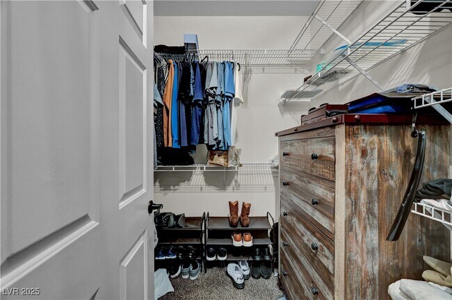 Building Photo - 8733 Red Brook Dr