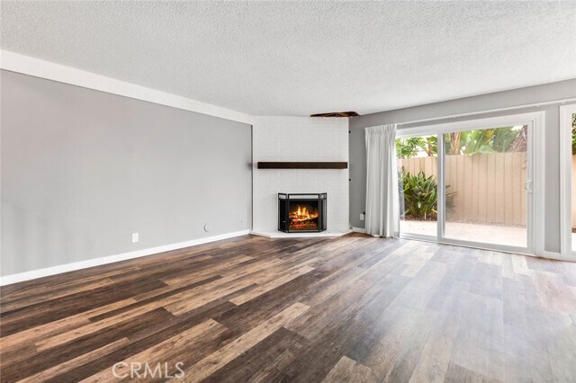 Primary Photo - 1741 Tustin Ave