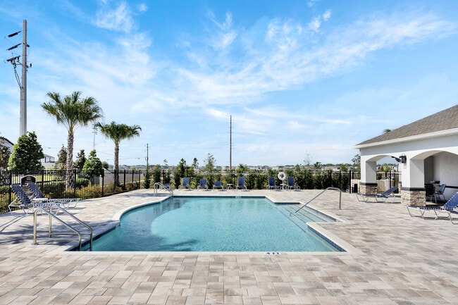 Building Photo - Saint Cloud - Multi Unit