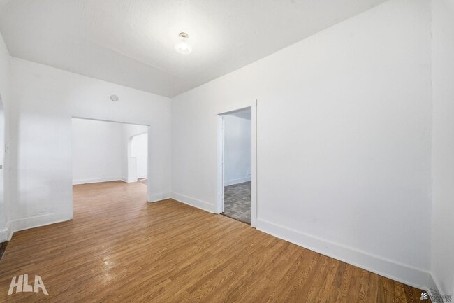 Building Photo - 593 S 1st Ave