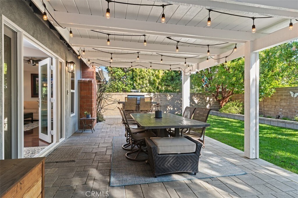 Building Photo - 17552 Putney Cir