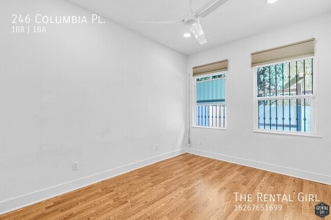 Building Photo - 246 Columbia Pl