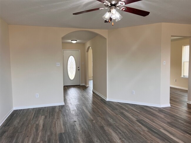 Building Photo - 12534 Ridgecrest Dr