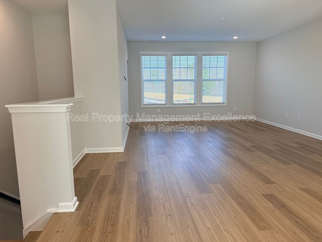 Building Photo - 2805 Carbondale Ct