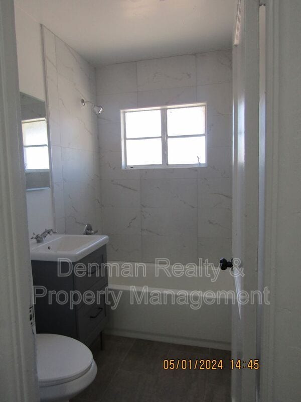 Building Photo - 4306 N 12th St