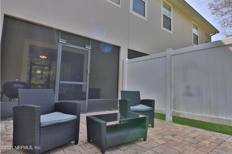 Building Photo - 12267 Black Walnut Ct