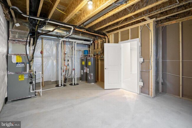 Building Photo - 3823 Solidarity Cir