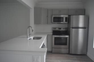 Building Photo - 6091 NW 61st Ave