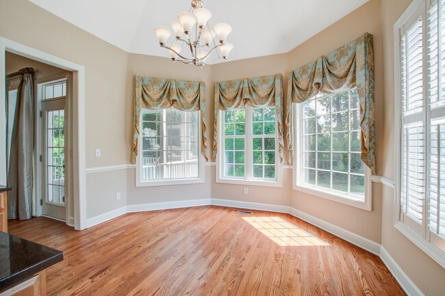 Building Photo - Beautiful 4 Bedroom in Hamlin Plantation -...